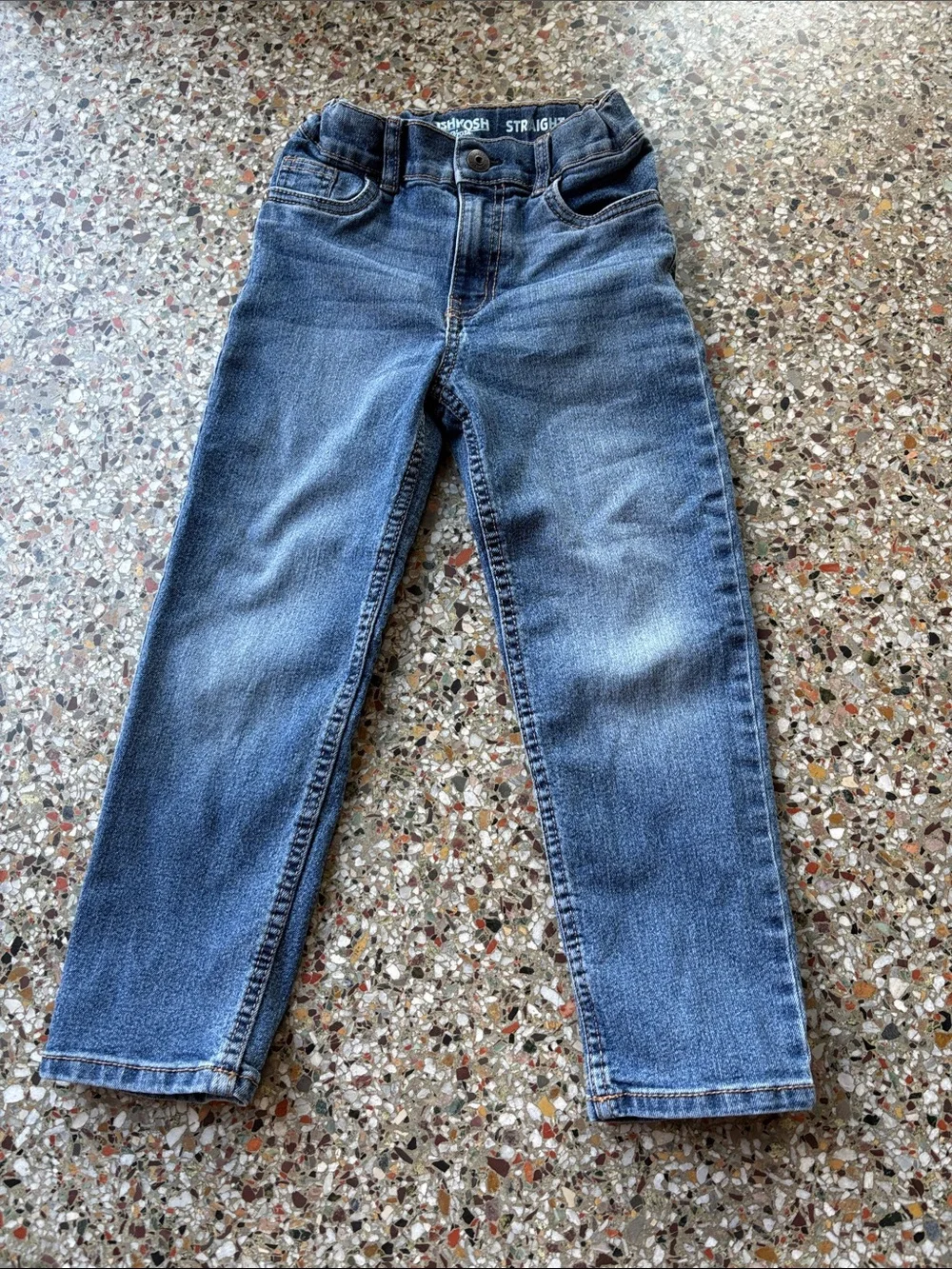 2 pairs of OshKosh B'gosh boy’s size 6/6A Medium Blue Straight Jeans